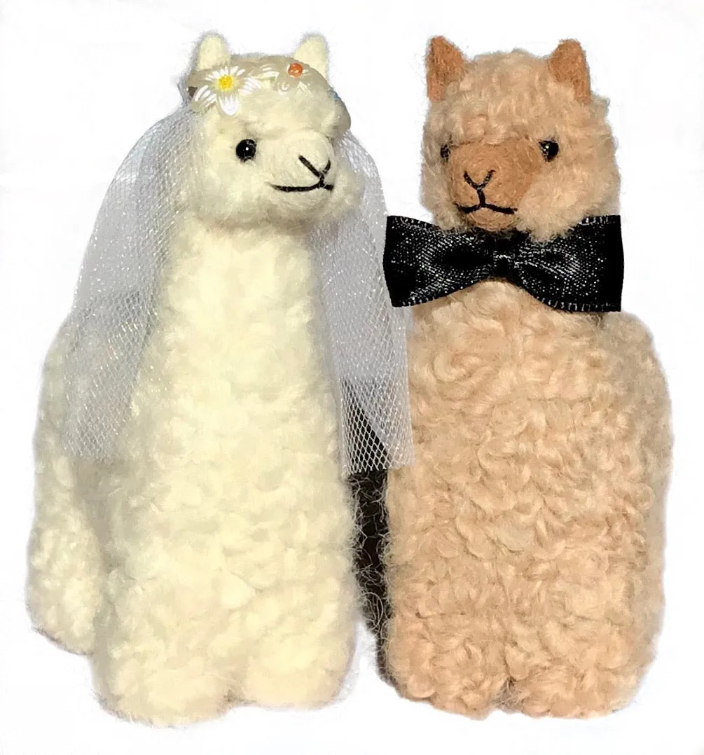 Bride and Groom Alpaca Figurines and Ornaments