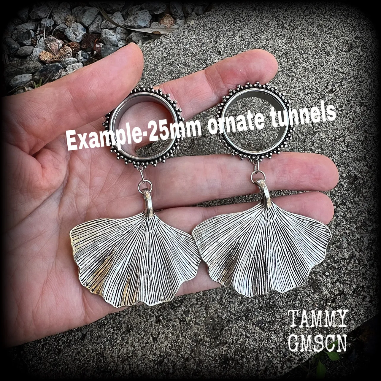 Lotus leaf tunnel earrings-Boho tunnels