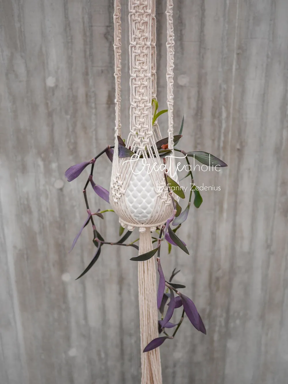 Macramé plant hanger, "Royals" #2