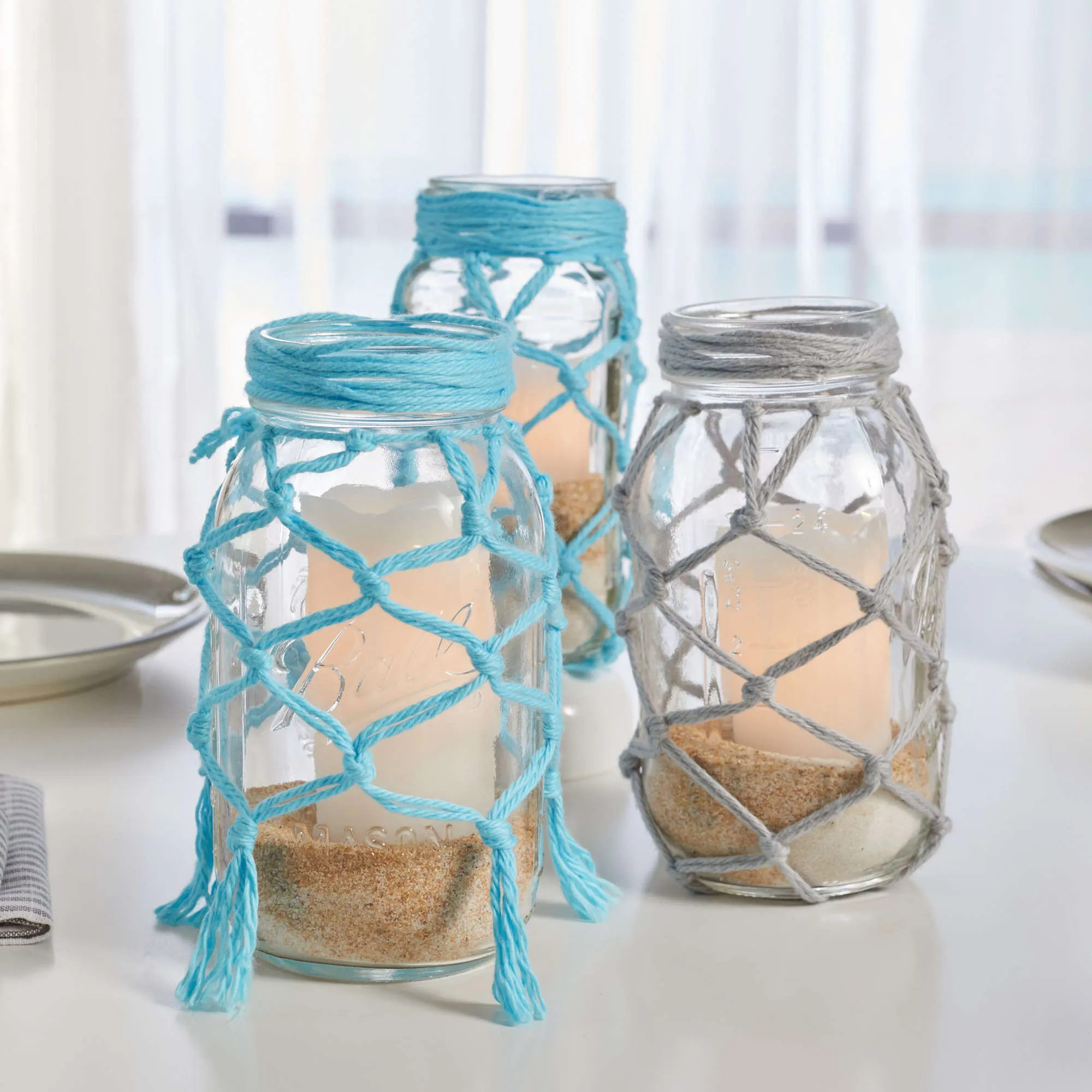 Red Heart Craft Fishnet Jars